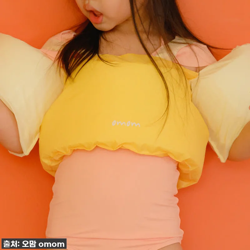 우리 아기 첫 물놀이 필수템! 오맘 관련 이미지 4