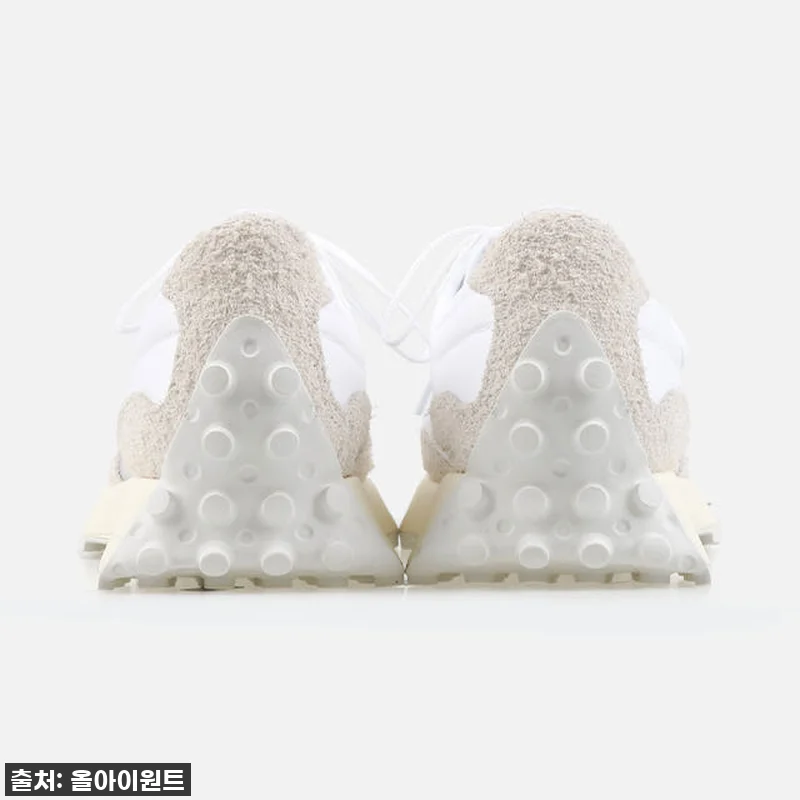 이슈템 뉴발란스 327 WS327SF 관련 이미지 3