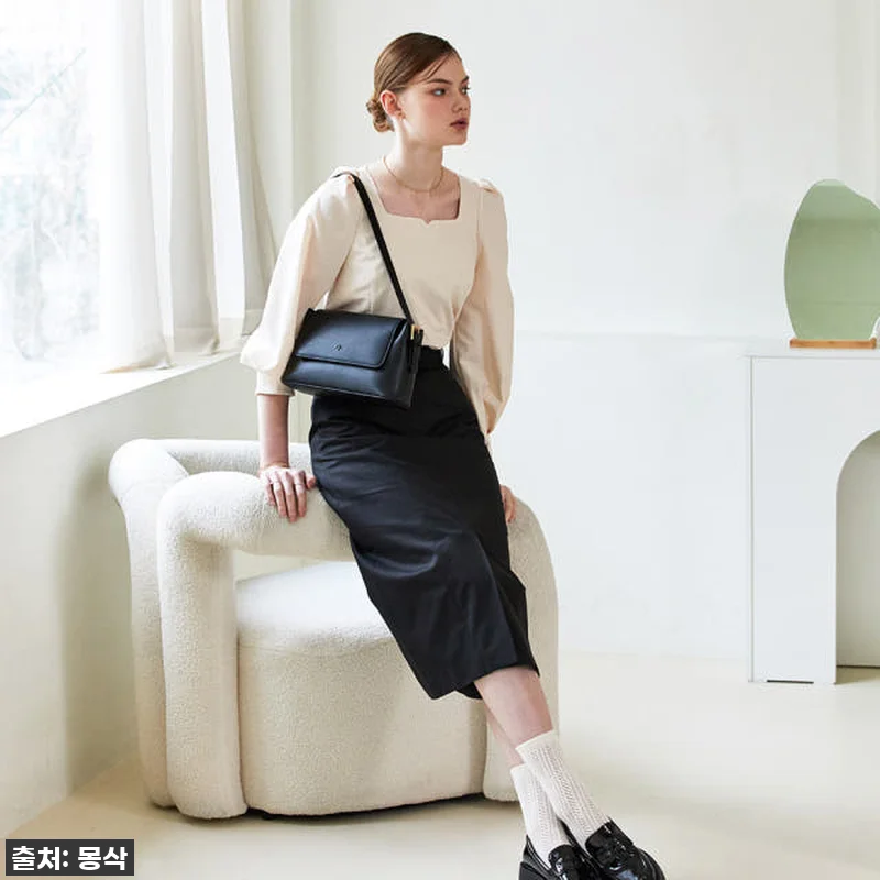 찐후기: 몽삭 모니카 바게트백 블랙, 관련 이미지 3