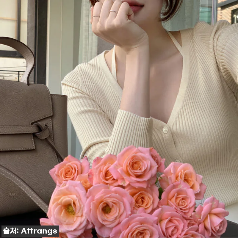 이슈템 등극! ✨ 위시 홀터넥 나시 관련 이미지 2