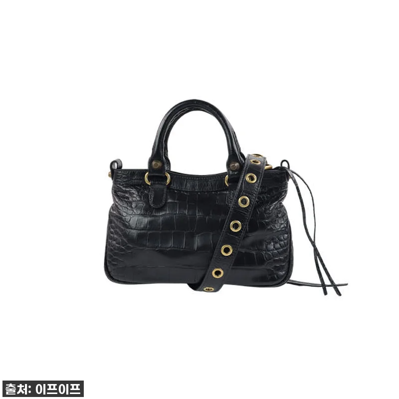 설렘 가득한 데일리 백, 발렌시아가 관련 이미지 1