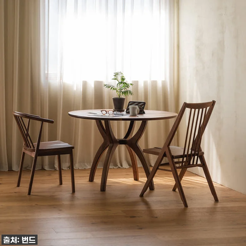 번드 카린 원형 원목 식탁 테이블 월 관련 이미지 1