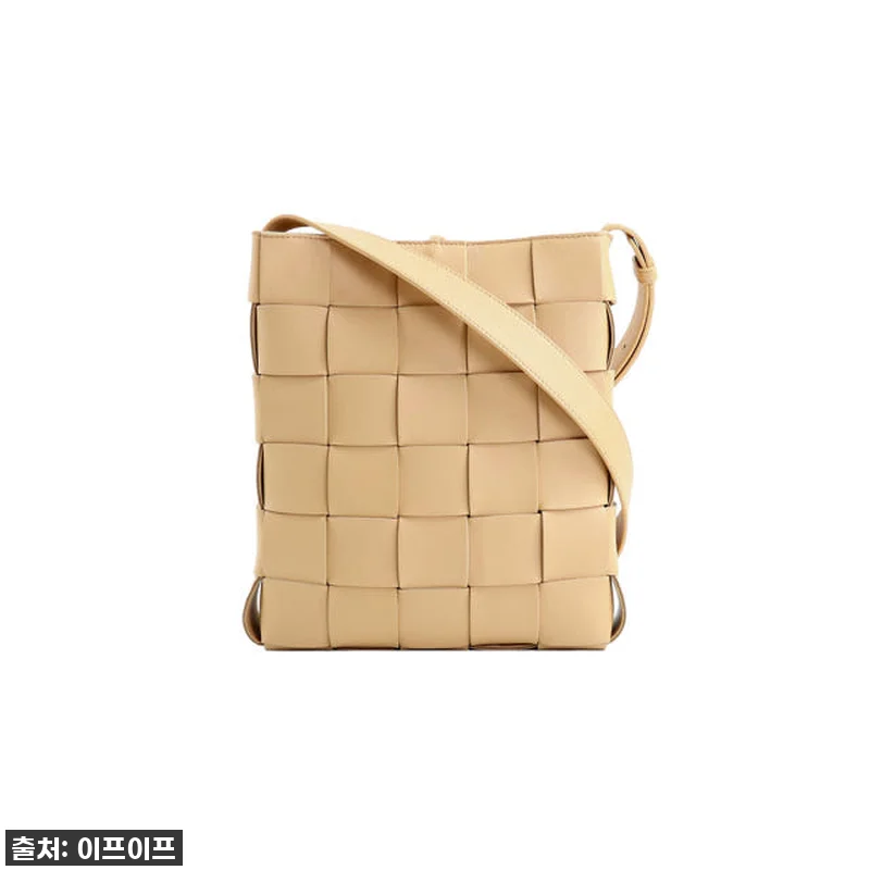 보테가베네타 인트레치아토 카세트 크로 관련 이미지 2