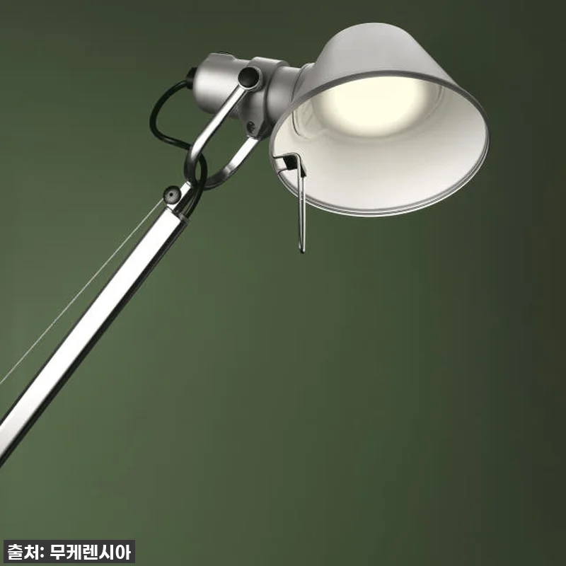 아르떼미데 톨로메오 테이블 책상 단스 관련 이미지 2