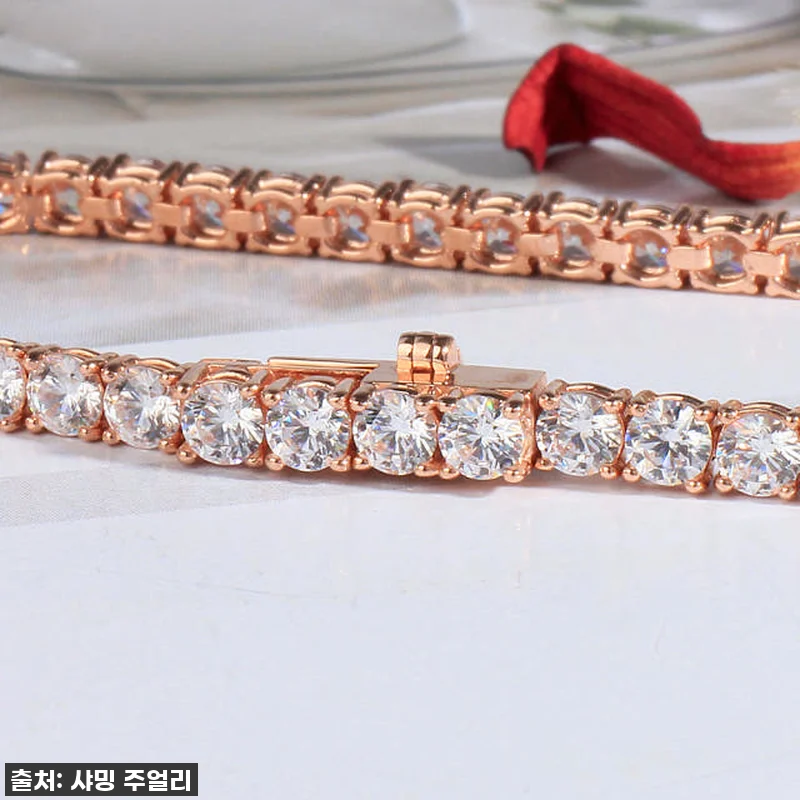 반짝임에 눈길이 절로! 2부 랩 다이 관련 이미지 3