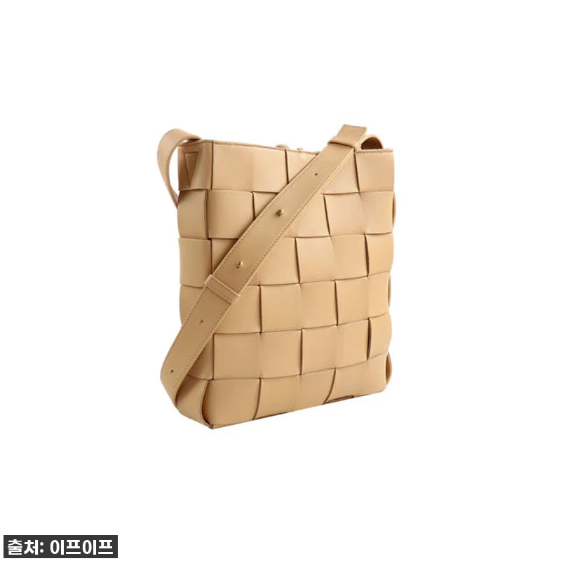 보테가베네타 인트레치아토 카세트 크로 관련 이미지 3