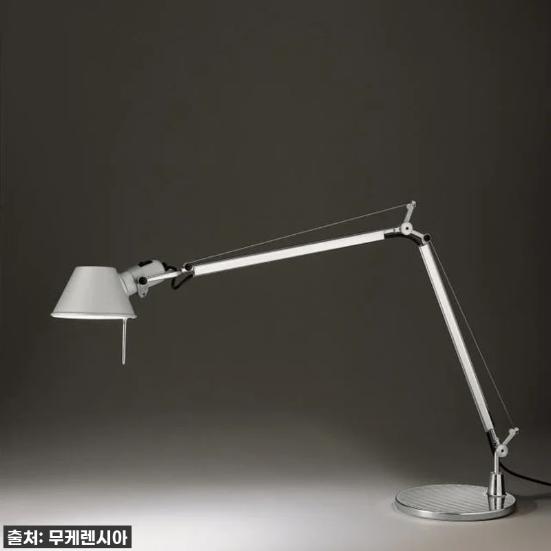 아르떼미데 톨로메오 테이블 책상 단스 관련 이미지 4