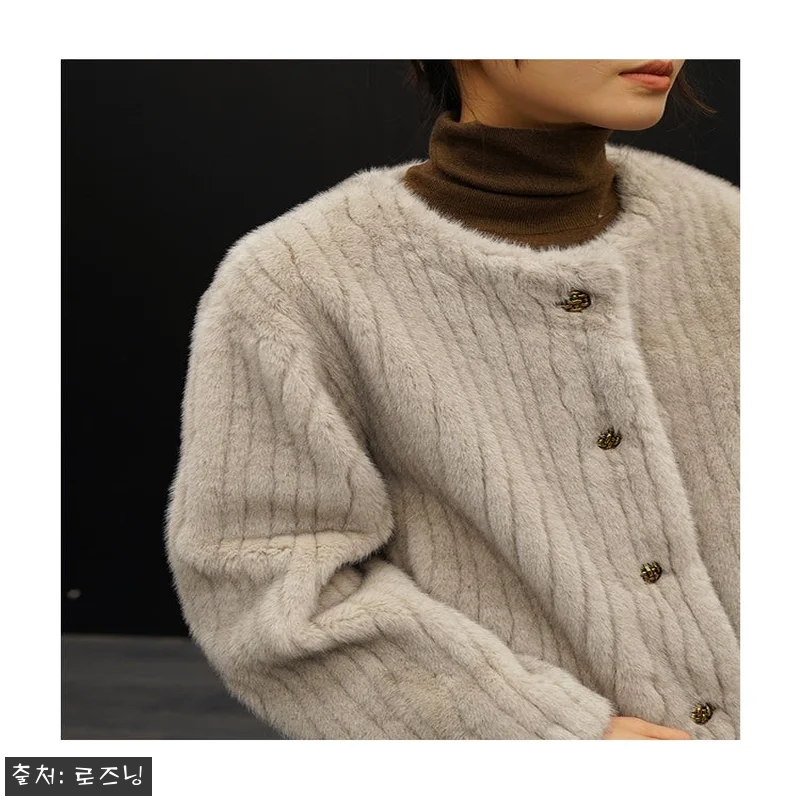 인조 모피 자켓 여성 노카라 페이크퍼 밍크 쇼트 코트, 겨울 데일리 아우터로 눈여겨본 이유 7 인조 모피 자켓 여성 노카라 페이크퍼 관련 이미지 1