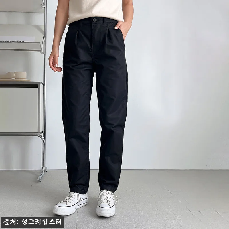 2color 블랙 베이지 여성 면바지 간절기 일자핏 핀턱 치노팬츠 201, 출근룩부터 데일리룩까지 눈여겨볼 기본템 15 2color 블랙 베이지 여성 면바지 관련 이미지 3