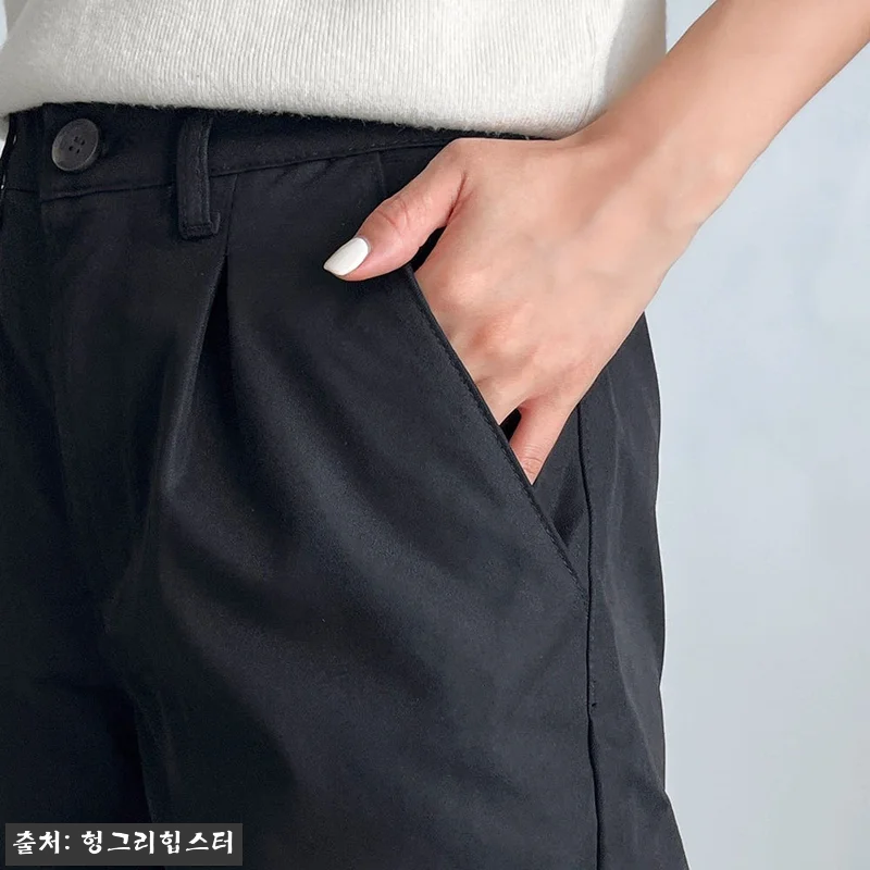 2color 블랙 베이지 여성 면바지 간절기 일자핏 핀턱 치노팬츠 201, 출근룩부터 데일리룩까지 눈여겨볼 기본템 17 2color 블랙 베이지 여성 면바지 관련 이미지 5
