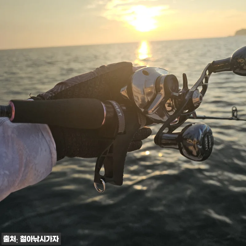 기디크래프트 기디그립 건그립 낚시대 손목보호, 시즌 앞두고 체크한 실속 낚시 이슈템 19 기디크래프트 기디그립 건그립 낚시대 관련 이미지 8